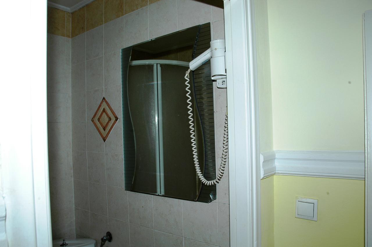 Lozanni Pansiyon Atina Dış mekan fotoğraf